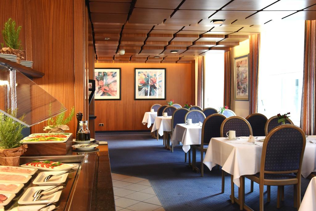 Intercityhotel Штутгарт Экстерьер фото