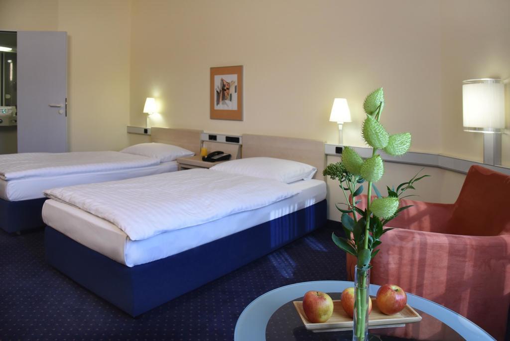 Intercityhotel Штутгарт Экстерьер фото