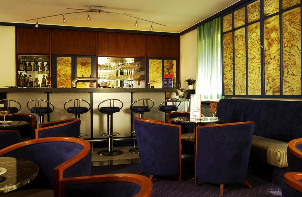 Intercityhotel Штутгарт Экстерьер фото