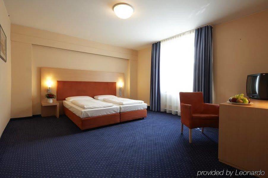 Intercityhotel Штутгарт Экстерьер фото