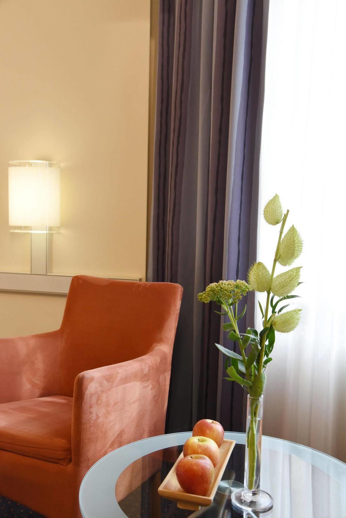 Intercityhotel Штутгарт Экстерьер фото